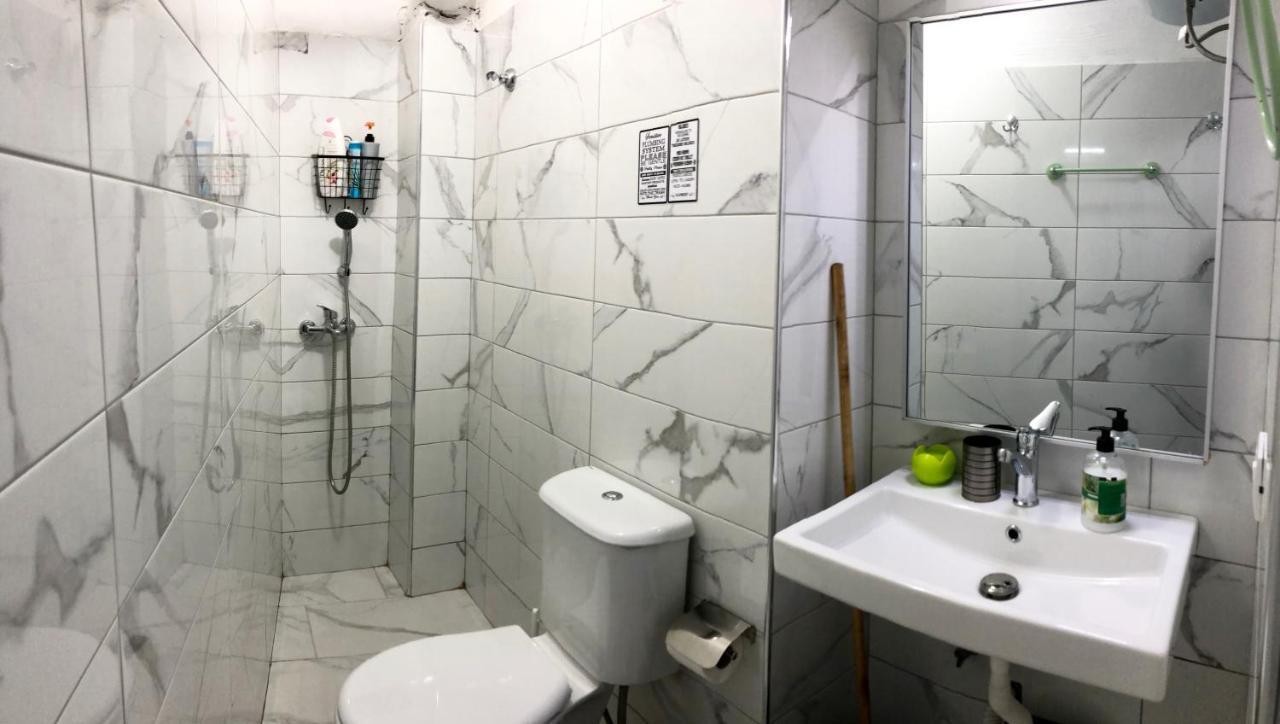 Apartment Superb Near To The Center Tirana